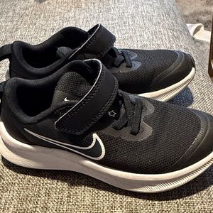 Nike Kids Black and White Velcro Sneakers